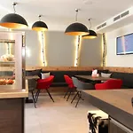 Avenida Mountain Aparthotel 4*