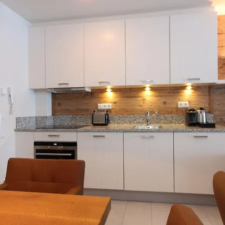 Avenida Mountain 公寓式酒店