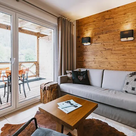 Avenida Mountain Aparthotel