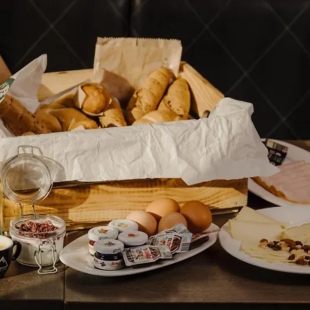 Avenida Mountain 公寓式酒店