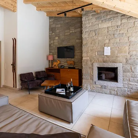 Avenida Mountain Aparthotel