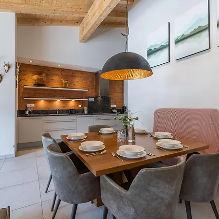 Aparthotel Avenida Mountain 4*