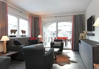 アパートホテル Avenida Mountain 4*
