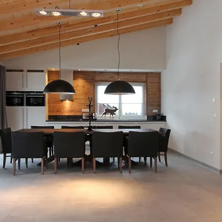 Апарт-готель Avenida Mountain Капрун