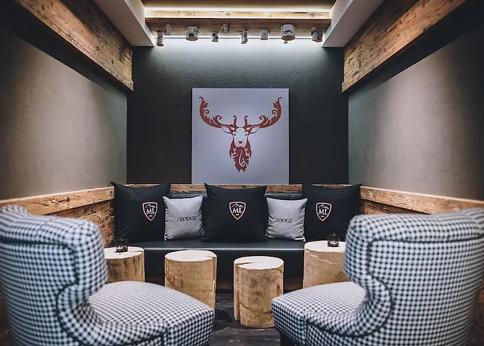 Ξενοδοχείο με διαμερίσματα Avenida Mountain 4*