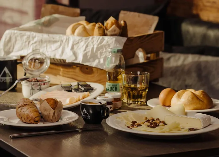 Ξενοδοχείο με διαμερίσματα Avenida Mountain 4*